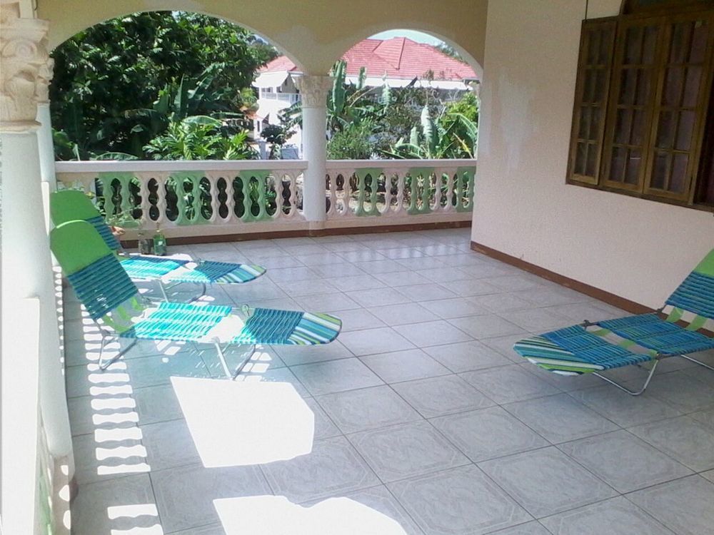 Dolphin Bay Yoga Guest House Drapers Eksteriør billede